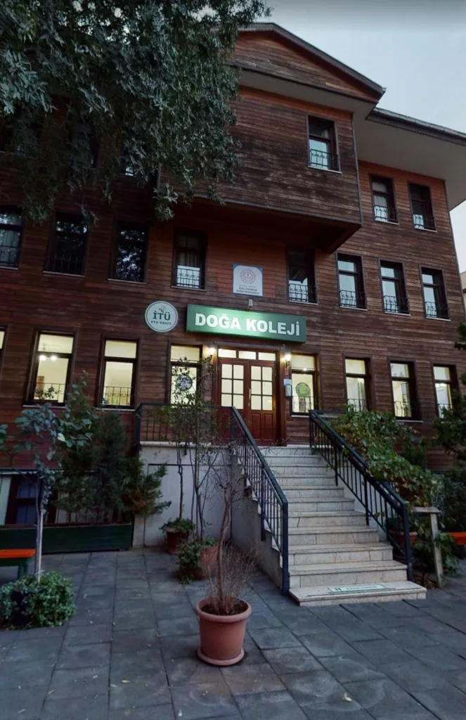 Doğa Koleji